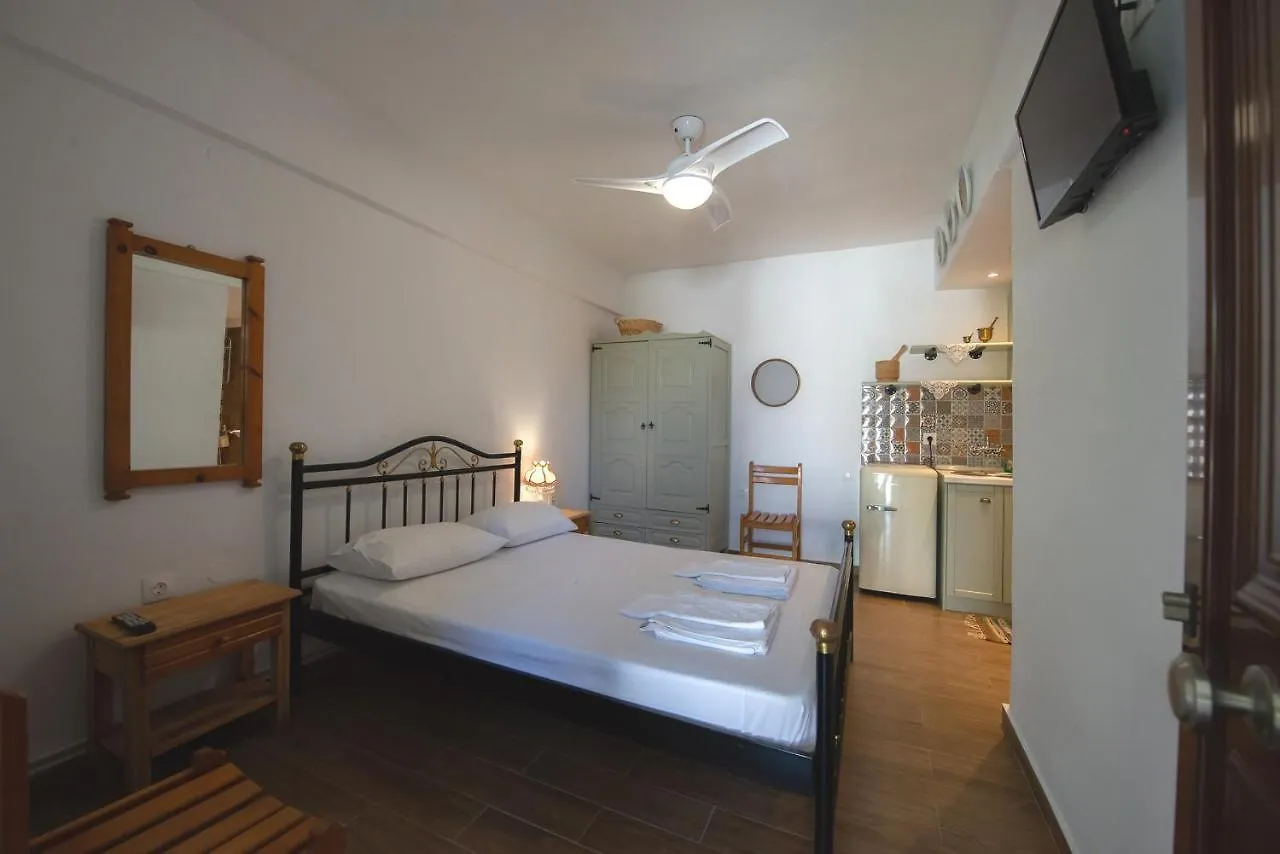 Mala - Μάλα Apartment Afytos Greece